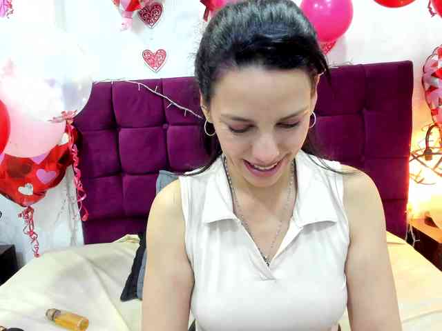 MashaPink Live Webcam on BongaCams