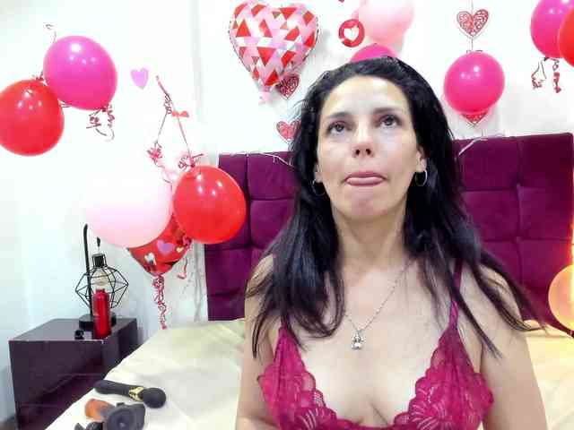 MashaPink Live Webcam on BongaCams