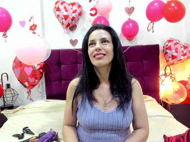 MashaPink Live Webcam on BongaCams