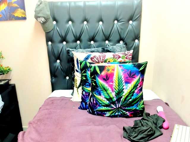 temptressqeen's BongaCams show and profile