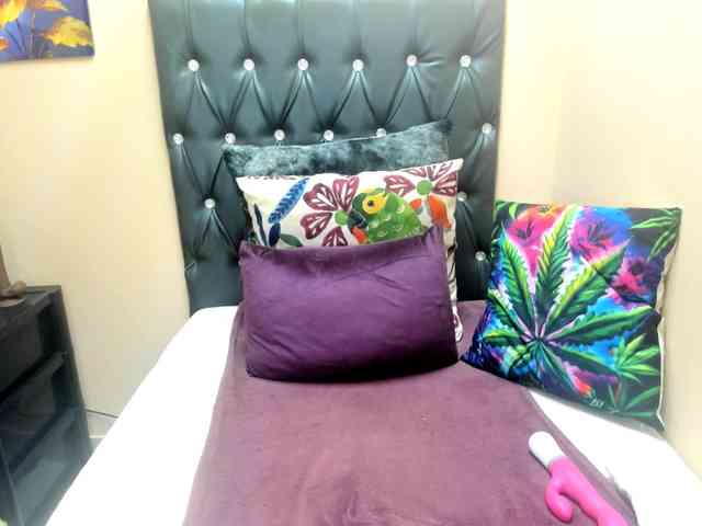 temptressqeen webcam