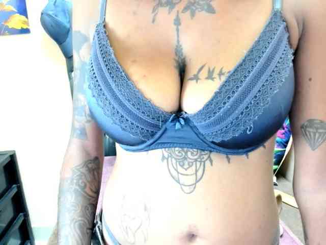 temptressqeen webcam