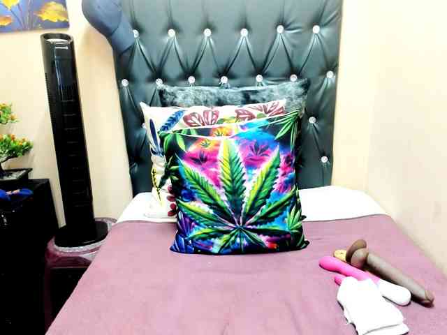 temptressqeen webcam