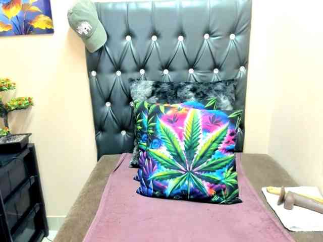 temptressqeen webcam