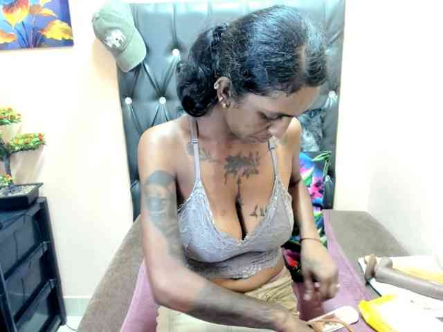 temptressqeen webcam