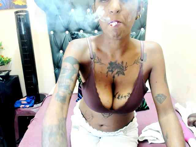 temptressqeen webcam