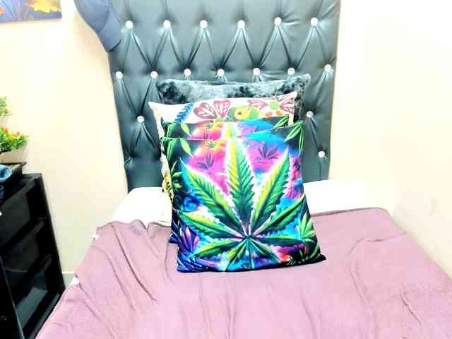 temptressqeen webcam