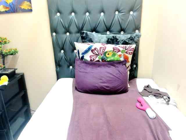 temptressqeen webcam