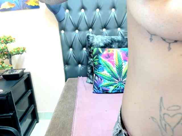 temptressqeen webcam