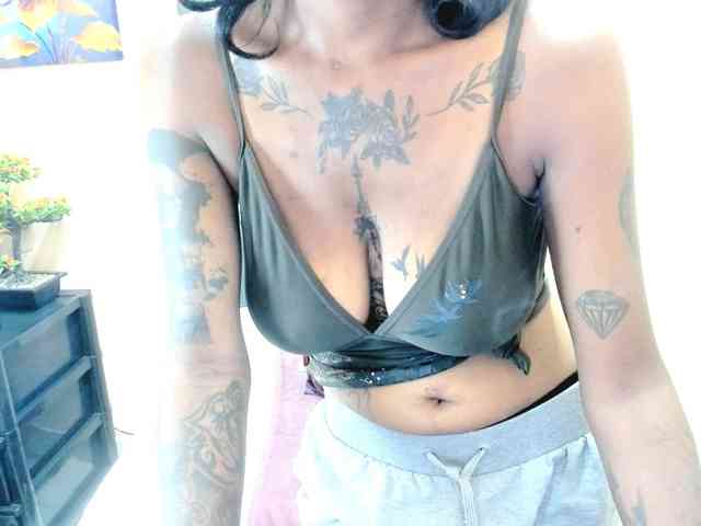 temptressqeen webcam