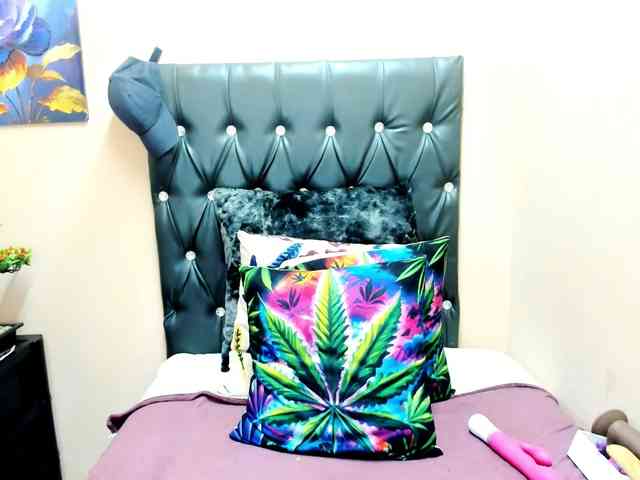 temptressqeen webcam