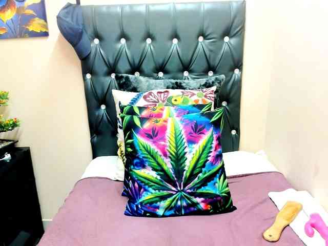 temptressqeen webcam