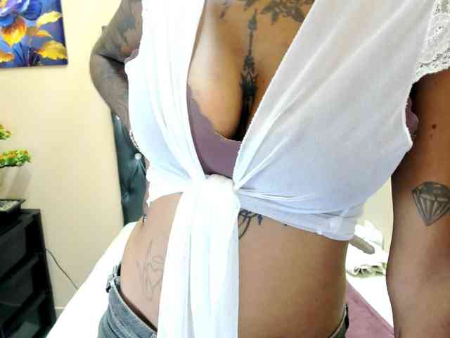 temptressqeen webcam