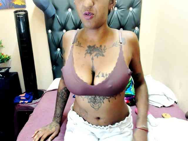 temptressqeen webcam