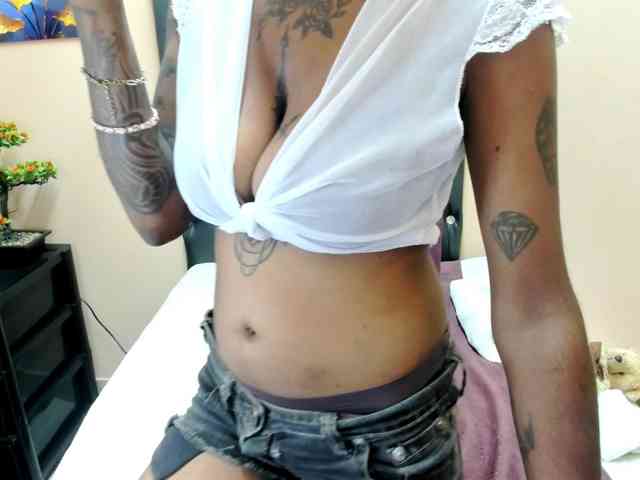 temptressqeen webcam