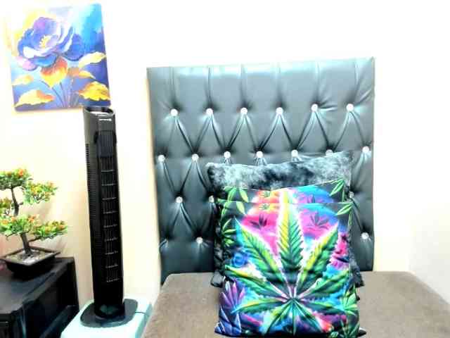 temptressqeen webcam