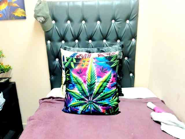 temptressqeen webcam