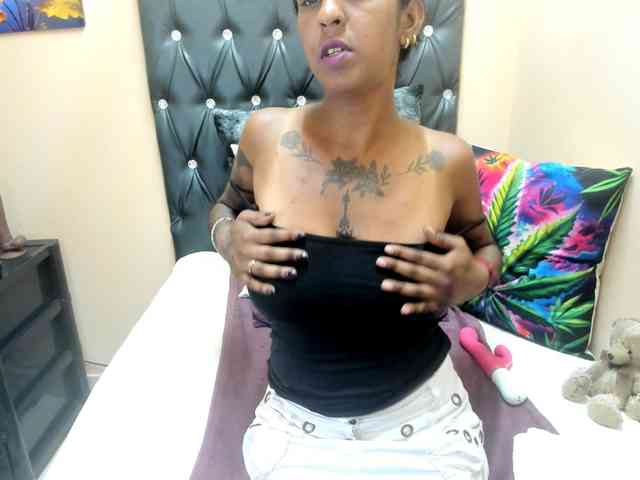 temptressqeen webcam