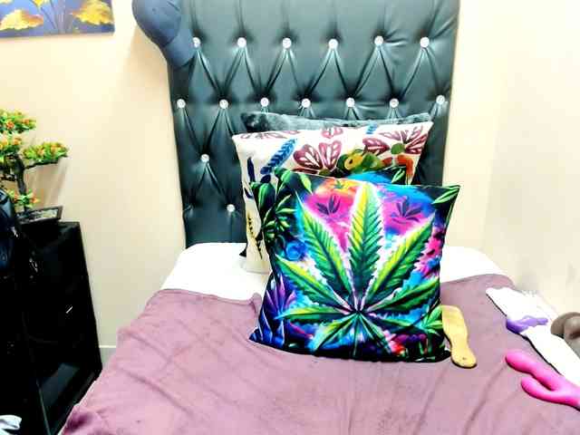 temptressqeen webcam