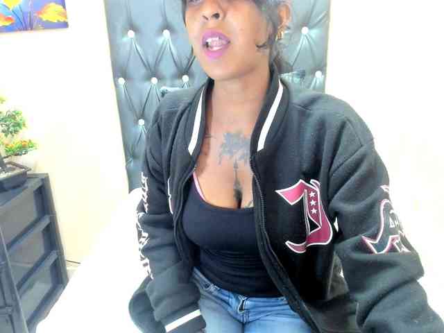 temptressqeen webcam