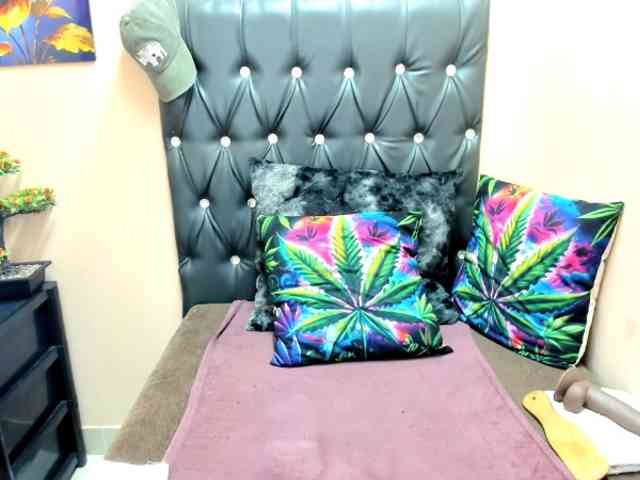 temptressqeen webcam