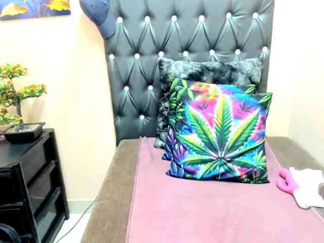 temptressqeen webcam