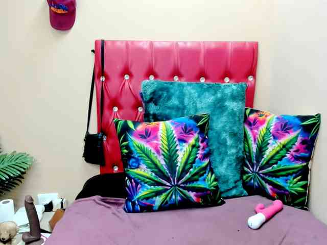 temptressqeen temptressqeen