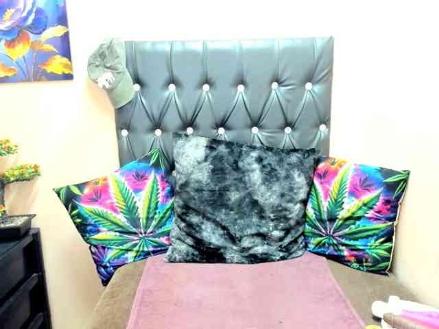 temptressqeen webcam