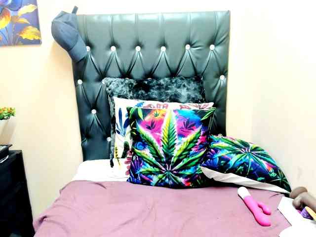 temptressqeen webcam