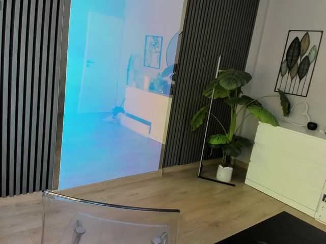  annemeow chat room