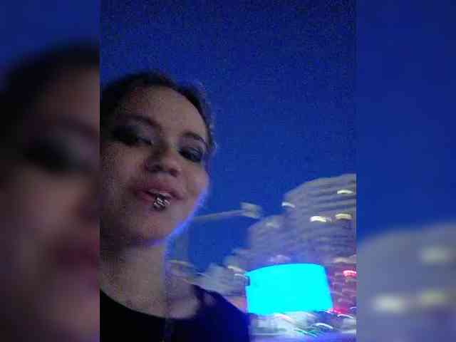 webcam online Miss-Daria-2025