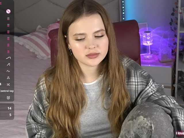 AfinaNights's BongaCams show and profile