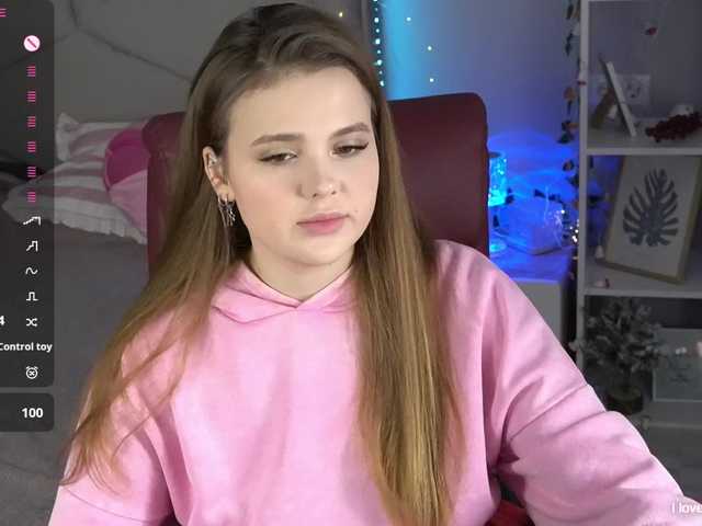 AfinaNights's BongaCams show and profile