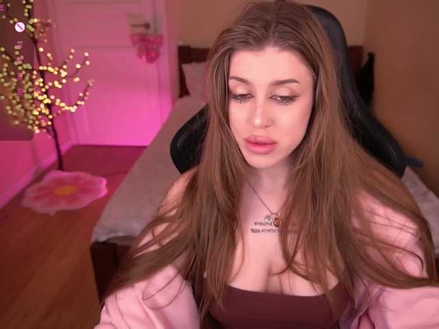 OnlyPenny's BongaCams show and profile