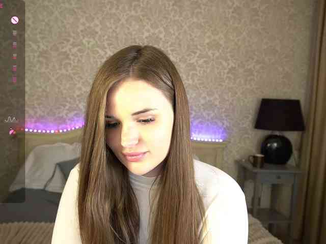 CrystalBliss webcam