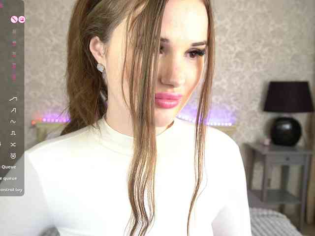 CrystalBliss webcam