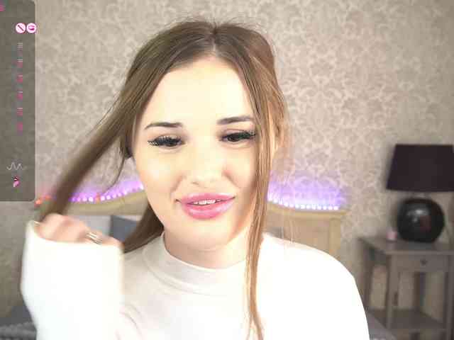 CrystalBliss webcam