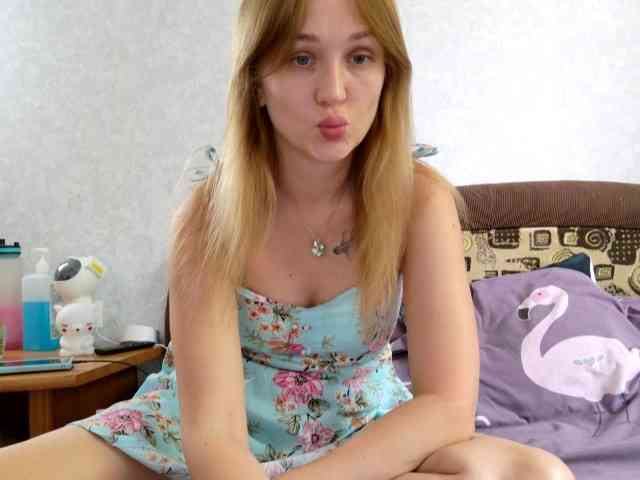EvochkaFoxy webcam