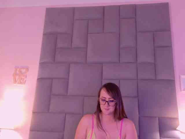 Sienna-Monroe webcam