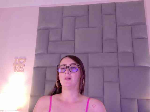 Sienna-Monroe webcam