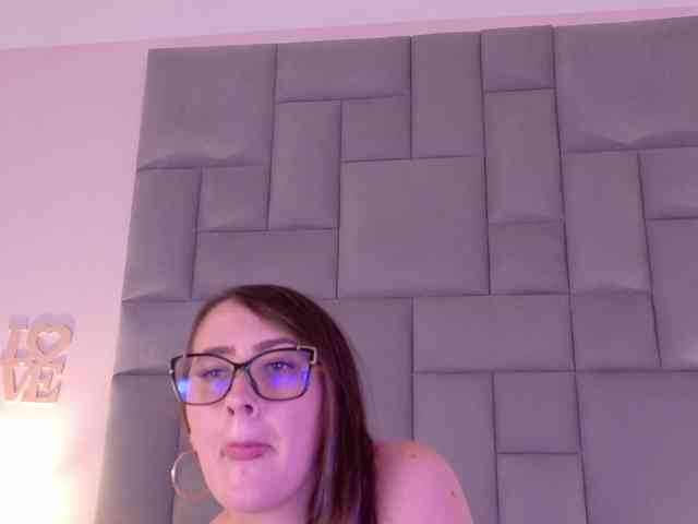 Sienna-Monroe webcam