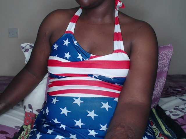 slikypearl's BongaCams show and profile