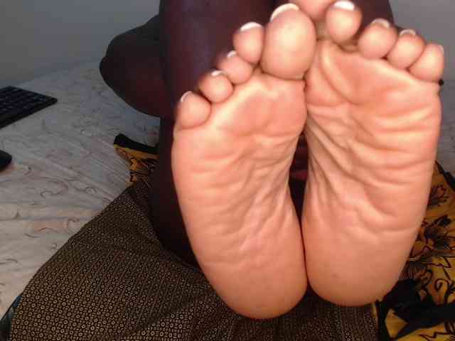 slikypearl webcam