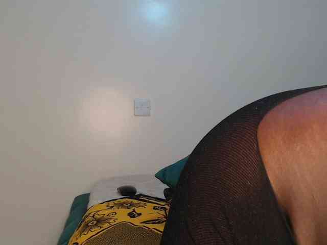 slikypearl webcam