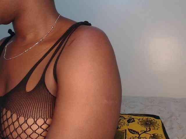slikypearl webcam