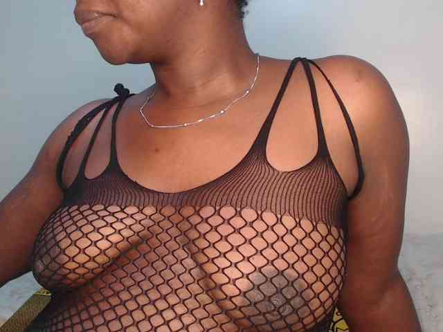 slikypearl webcam