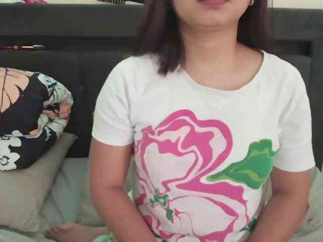 Yumhi18 webcam
