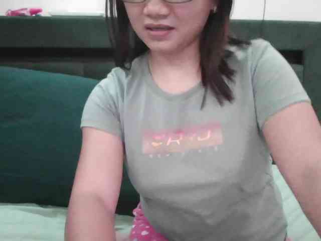 Yumhi18 webcam