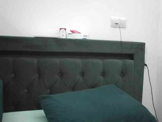 Yumhi18 webcam