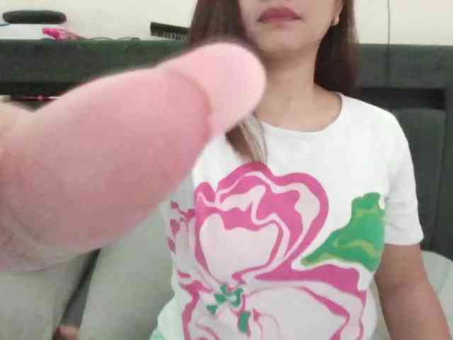 Yumhi18 webcam
